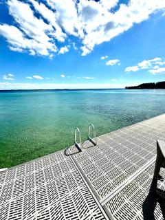 Lakefront Bliss on Old Mission Peninsula - Traverse City - 9
