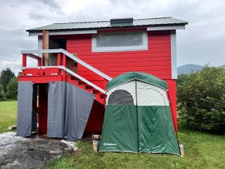 Colorful Studio Cottage with Beautiful Landscape and Hiking Trails in New York - East Jewett - 1