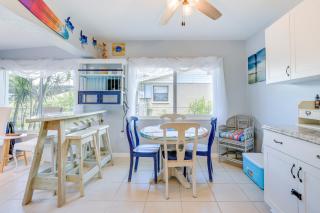 Charming Sarasota Home with Deck, 3 Mi to Beaches! - Sarasota - 2