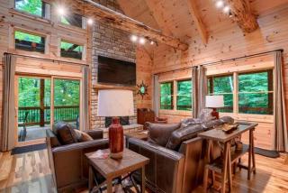 Hocking Hills Park Getaway for Family Adventures in Logan, Ohio - Logan - 4