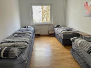 Großes Apartment 3 Zimmer bis zu 9 Personen Zentral am Kudamm - Berlino - 4