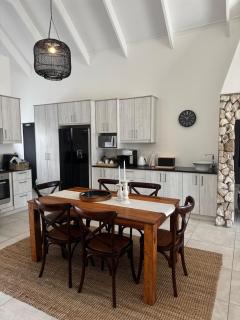 Wolfgat House 11 Korhaan Street Paternoster - Paternoster - 1