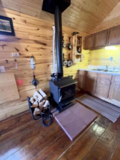 Mountain Serenity: Cozy Glamping Cabin in La Jara, Colorado near Pagosa Springs - - 3