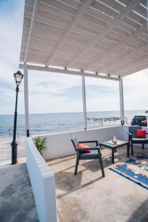 Nirou Studio by the beach - Gra Liyiá - 3