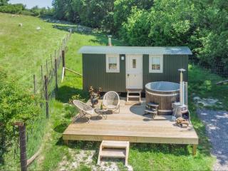 Hot Tub Retreat - Otium Wine Estate - 1