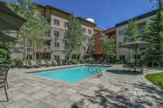 Expedition Station 8610 by SummitCove Lodging - 5