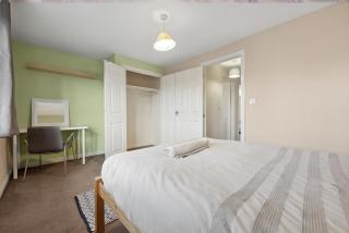 Coventry Accommodation LTD 5 Bedroom House - 1