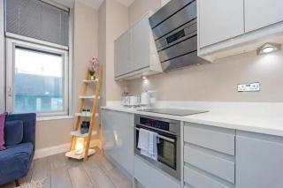 Hazelnut Seafront Two Bedroom BN1GRE10 - Brighton & Hove - 2