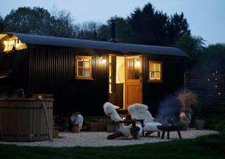 Humphrey Hut - Southborough - 7