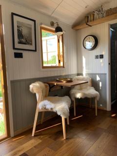 Humphrey Hut - Southborough - 3