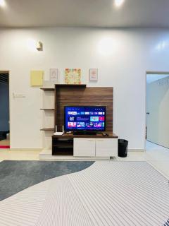 Kulim Hitech Homestay with All Room Aircond, Wifi, Netflix - Kulim - 7