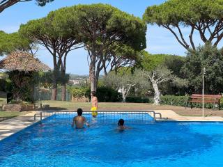 Vistas Mediterrani, maravillosas vistas en amplio apartamento con terraza, y piscina en zona de jardin - Calella de Palafrugell - 8