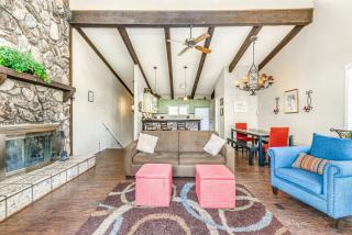 Half-Mi to Midtown Family Retreat with Mtn Views! - Ruidoso - 7