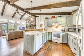Half-Mi to Midtown Family Retreat with Mtn Views! - Ruidoso - 2