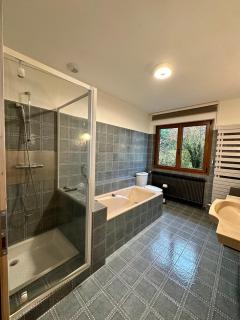 Le Vénérable, 4 étoiles, vue imprenable au coeur des Vosges - 1