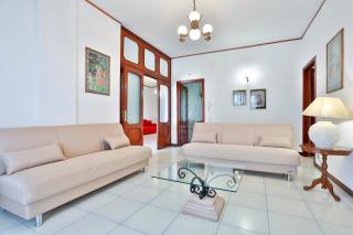 Surya - Grand Apartment with Double Terrace - Salerno - 8