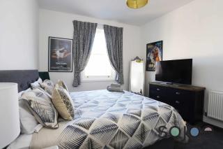 Stunning Victorian pub conversion apartment - 1