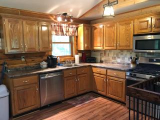 Heaven Can Wait River Retreat - with hot tub! - 4