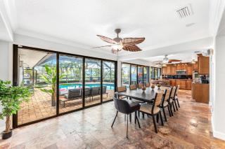 Casa De Olas - Waterfront Luxe Home - Heated Pool - Game Room - Boat Lift - Minutes to Beach - 6