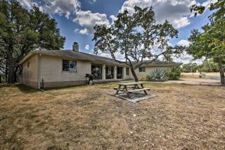 Serene 3 BR Canyon Lake Getaway w Stunning Views - 7