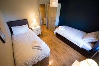 Hillside Apartment - 6
