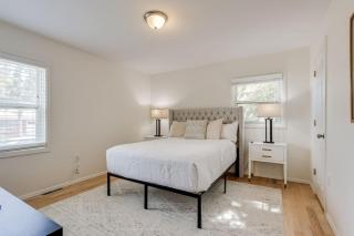 Spacious and Stylish Home With Fast Wifi and Near to Downtown - 6