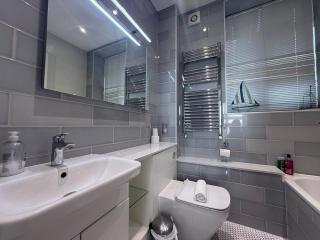 Hazelnut SeaView One Bedroom BN141KIN05 - Brighton & Hove - 2