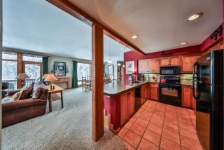 Rocky Mountain Retreat Steps to Slopes with Hot Tub and Spectacular Views - 7