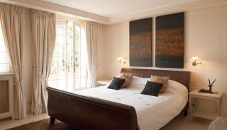 Villa Panoramique 4 Bedroom Retreat with Infinity Pool and Sea Views near Cannes - Le Cannet - 3
