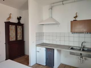 Hoarder's Home Gallery - Fermo - 9
