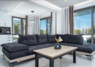 Christian Luxury Villa - Tsilivi - 2