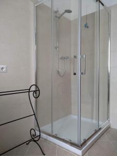 Hoarder's Home - Fermo - 6