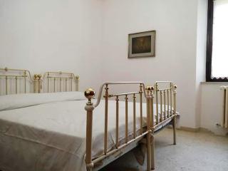 Hoarder's Home - Fermo - 3