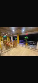 Patriata Grand Hotel - - 1
