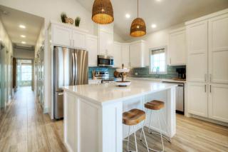 Sleeps 24 2 Homes Walk to the Beach Private Pools Fire Pit Modern Design - 1