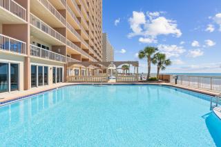 Oceanfront Condo w Pool Pier Park Access Front Beach Retreat by AvantStay - Panama City Beach - 8
