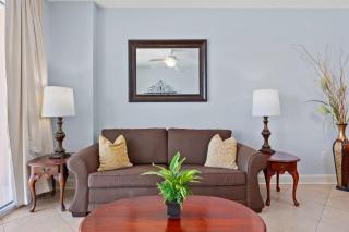 Oceanfront Condo w Pool Pier Park Access Front Beach Retreat by AvantStay - Panama City Beach - 4