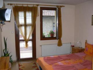 Family Hotel Varusha 2 - 1