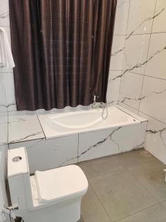 Robin's Paradise Deluxe Villa - 2