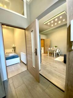 Liliom Tranquil 2-BDR Apartment - Budapest - 2