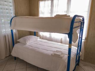 Natures Lodge Escape - 6