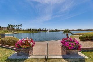 Community Perks and Trails Goodyear Retreat! - Liberty - 0