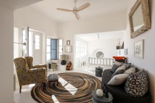 D' Aniel Mansion - Fira - 3