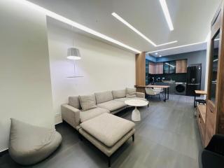 Modern Well Renovated apartment in The heart of City Center , Open Balcony by Republic Square - Erevan - 8