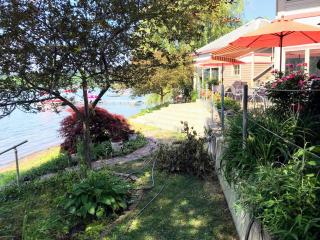 Risingwater Newly Listed Stunning Home with 150-Foot Beachfront in the Finger Lakes - Branchport - 4