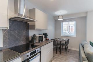 Spacious 1 Bedroom Apartment in Liverpool - Liverpool - 4