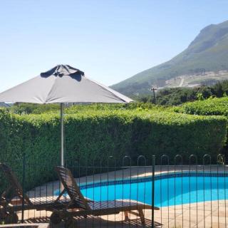 Guinea Fowl House - Good Hope - 9