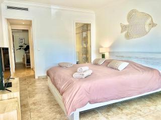 Luxurious 2-bedroom Pointe Croisette, Sea view, private parking - Cannes - 8