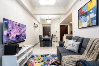 Uptown Parksuites Sky Garden Flr Bright Airy 2 BR balcony - 7