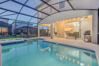 Disney Nearby! Private Pool, Movie Theater & Themed Rooms – Storey Lake Resort! - 2